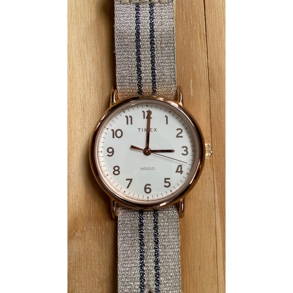 Timex Rose Gold 20mm Metallic Watch - Picture 1 of 5